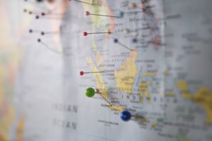 Honeywell has announced collaboration with SK E&S to distribute its carbon capture tech, to assist SK in the energy transition in Korea and other parts of Southeast Asia. Photo by Z on Unsplash.