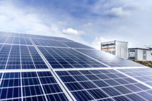 Clean energy solutions bring more options to decrease costs and emission. Photo by Sungrow EMEA on Unsplash.